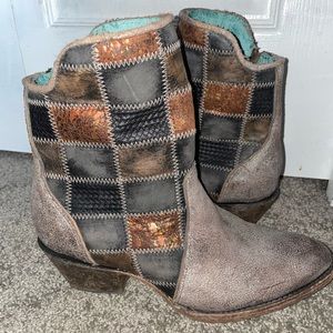 Brand new Womens corral western booties. MAKE ME AN OFFER!